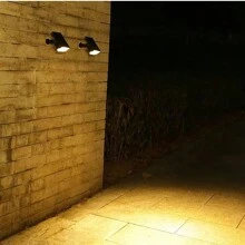 1pc Solar Powered Spotlight With Tree Lamp Holder For Outdoor Landscape Decoration Of Garden Villa, Lawn