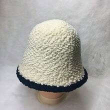 女士毛茸茸桶帽，秋冬季節適用，大頭圍，白色毛絨桶帽，多種款式