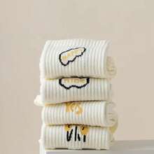 5雙時尚女式奶油色字母印花運動中筒襪和白色中性毛絨襪,秋冬必備