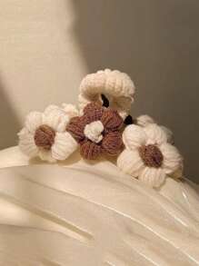 1 szt. Dzianinowa spinka do włosów z kwiatowym wzorem dla kobiet, vintage i futrzana spinka do włosów, duży rozmiar, szydełkowana ozdoba do włosów w kształcie płatków, urocze spinki do włosów, spinki do włosów, spinki do włosów, spinki do włosów, spinka do włosów, akcesoria plażowe, jesienno-zimowe akcesoria do włosów dla kobiet, stroje wakacyjne, letnie, damskie - Wielokolorowe - Zobacz 4