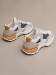 全新流行女厚底運動休閒跑鞋,時尚百搭,布朗尼款式,保暖舒適