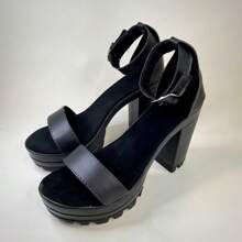 Women Heeled Sandals - 黑色 - 查看 4