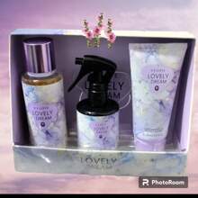 Kit Perfume + Crema Corporal + Perfume para Cabello Lovely Dream V.V. Love - Morado - Ver 2