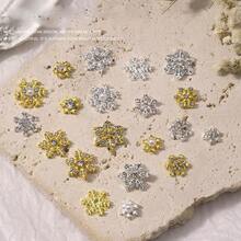 1pack 10pcs Christmas Style Winter Nail Art Decoration Set In Gold & Silver Snowflake Design - Multicolor - View 4