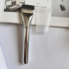 超薄直線粉底刷,一支裝,鏡面銀色化妝刷,無縫上妝均勻不沾鍋,適合家庭使用和外賣 - 銀色 - 查看 6