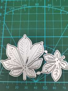 1pc Silver Maple Leaf Shaped Embossing Plate, Suitable For Gift And Greeting Card Decoration - Silver - View 4