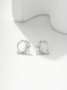 1對精緻而精美的925純銀中空花形耳環,裝飾著人造鋯石,非常適合作為女性禮物、約會及日常佩戴 - 銀色 - 查看 2