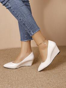 Tacones bajos de puntera (PU) con acabado espejado para mujer, versátiles y apropiados para el trabajo y uso casual, en color beige, para primavera y otoño - Beis - Ver 3