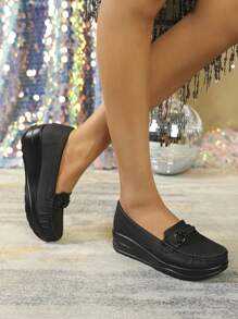 女性透氣舒適的空心滑入平台楔型鞋,適合休閒穿著 - 黑色 - 查看 5