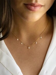 1個女性時尚、簡潔、優雅、五顆珍珠、不鏽鋼鍊式項鍊,作為聖誕和新年送給朋友、家人和女朋友的禮物