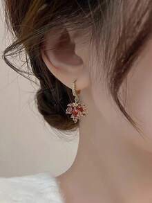 1pair Luxurious Copper & Red & Maple Leaf Shaped Dangle Earrings For Fall And Winter Date Gift - Multicolor - View 2