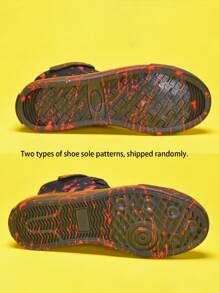 女士定制手繪塗鴉印花彩墨視覺蝴蝶設計高筒平底帆布鞋,男女皆宜的理想禮物,適用於春夏秋季。注：每雙鞋子都有獨特的圖案 - 黑色 - 查看 11