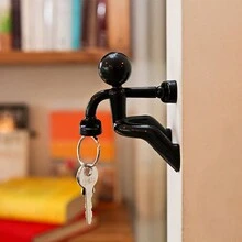1pc Climbing Little Man Magnetic Key Holder And Hook, Multifunctional Fridge Magnet Decoration - random color - View 1