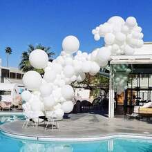 110 个多色乳胶气球花环套装 - 110 个白色、红色、黑色、紫色、蓝色、绿色气球、花环套装，各种尺寸 5 英寸、10 英寸、12 英寸、18 英寸气球，适用于婚礼、周年纪念、毕业派对装饰