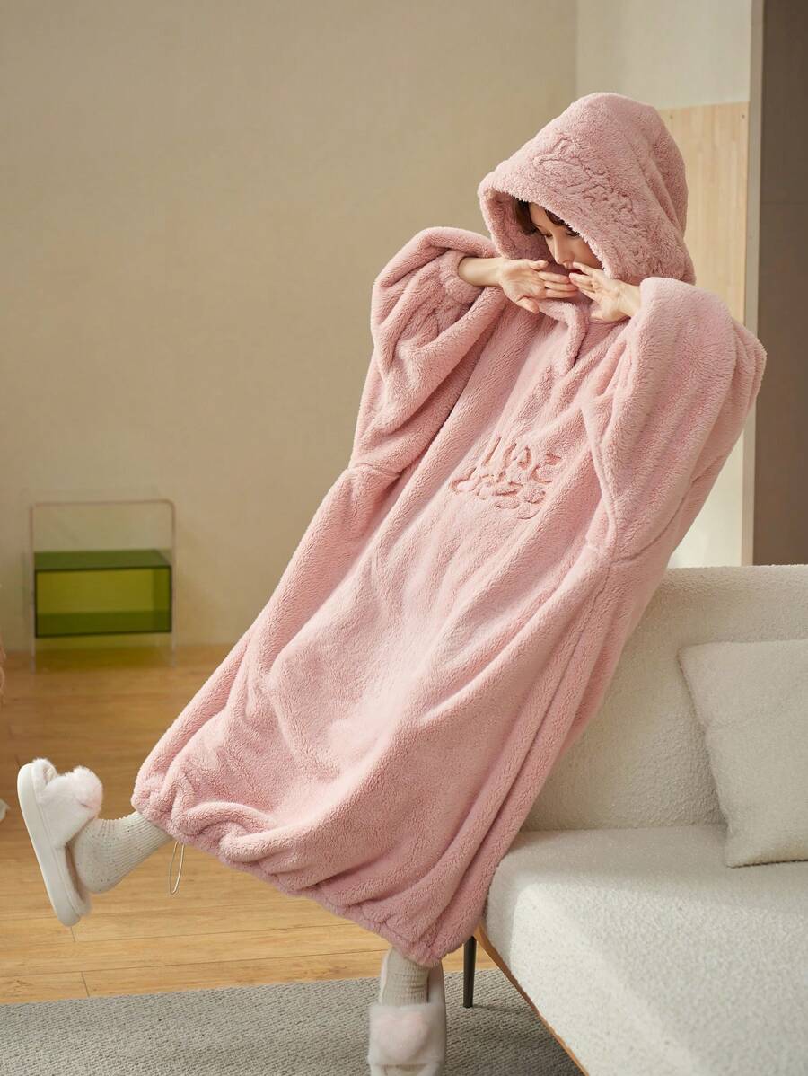 冬季新款女式超大號，厚實可愛的懶洋洋家居服，睡衣