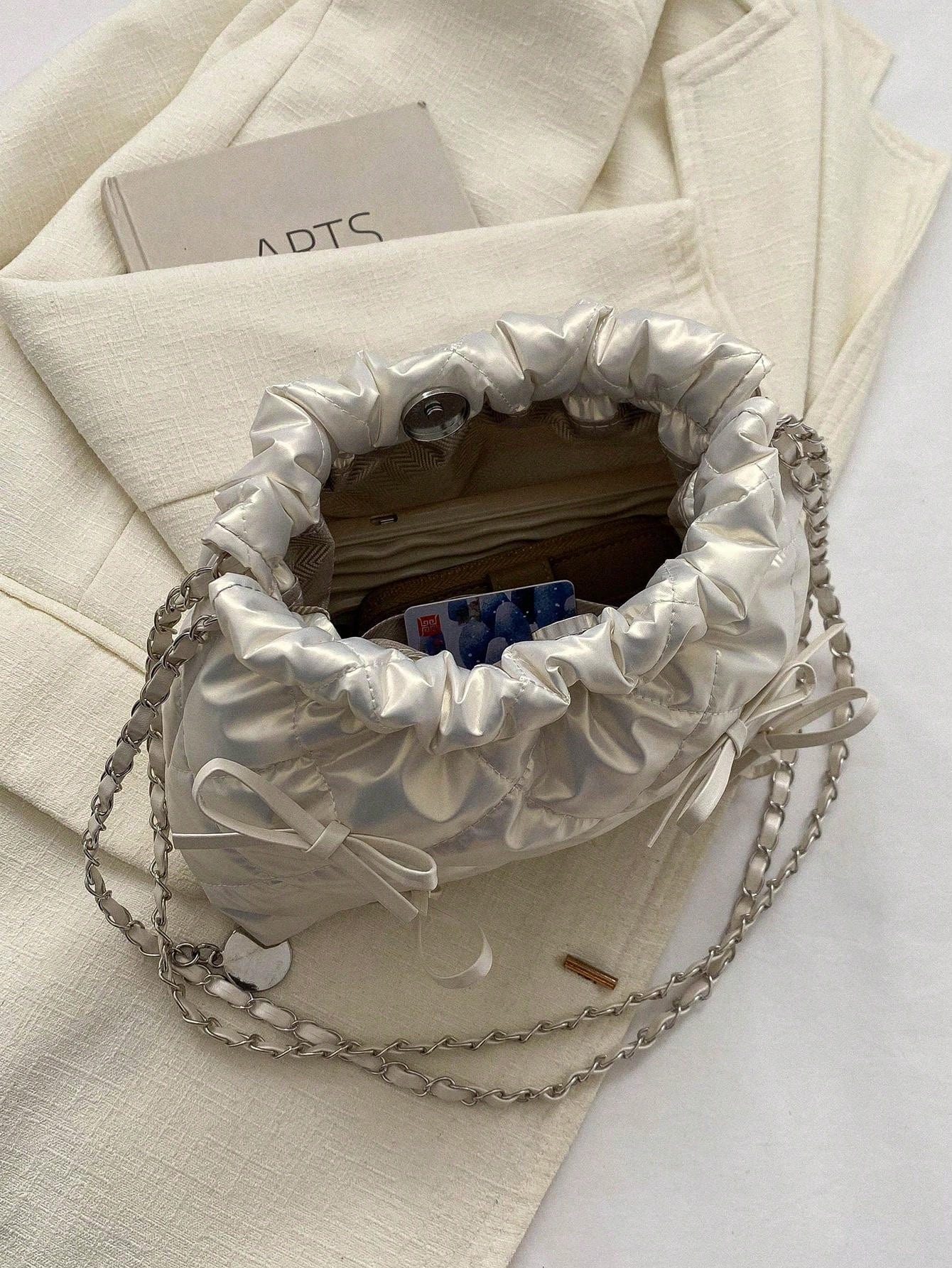 SUKUTU Pochette Nœud Lolita Pour Femmes - Sac Soirée Satin Perles Chaîne Élégante Handbag Clutch