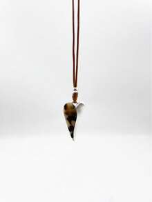 棕色繩心形吊墜項鍊