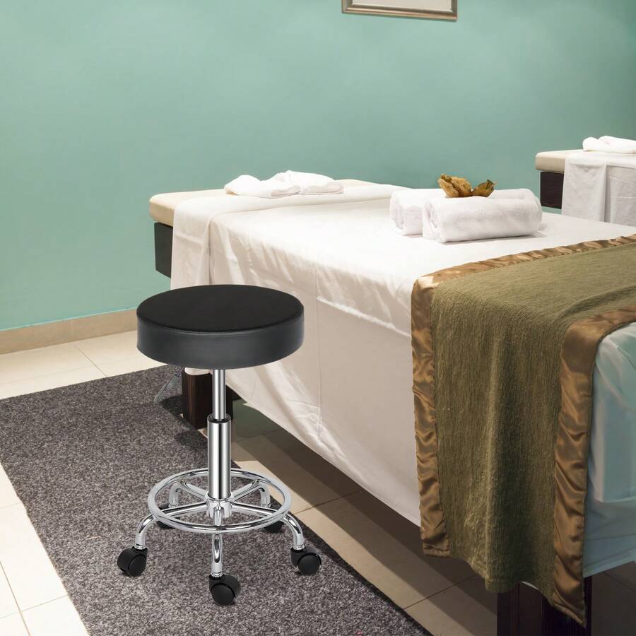 Poufs - Black - View 1