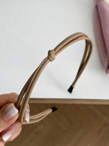 1入女士奶咖啡色細體蝴蝶結pu皮頭帶,時尚優雅氛圍,適用於日常穿著、洗臉、化妝、配搭衣服和配件、做頭髮等