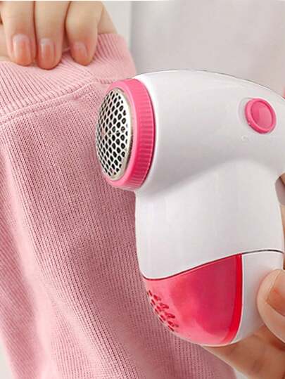 1 Cute Mini Electric Sweater Ball Trimmer (The Product Does Not Include Batteries, Please Purchase 2 * AA Batteries By Yourself). Please Ask Customers To Operate Correctly According To The Official Instructions. Improper Use According To The Instructions May Result In Poor Performance