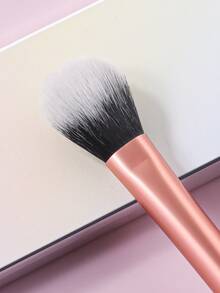 Single Beveled Eyeshadow Makeup Brush - Burnt Orange - View 8