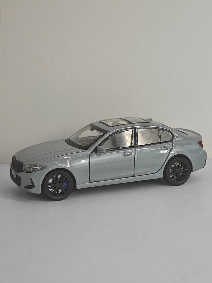 YCMODEL 1 件 1:32 比例灰色合金压铸家庭轿车模型玩具，带可开启车门和可移动部件。适合儿童生日礼物、返校礼物