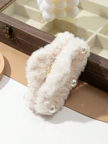 1 件米色女士髮飾帶人造珍珠和時尚大髮爪