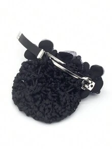 1個女性黑色髮夾,帶有三朵珍珠花,鑲嵌發帶設計,適用於日常、旅行、工作等場合