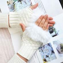 1 đôi Mùa Đông Sang trọng Dệt kim Ngắn Găng tay , Thanh lịch Màu thuần Dệt hoa Găng tay cụt ngón Đàn hồi Dày lên Chống gió Găng tay Đối với phụ nữ , Retro Dày Co giãn Găng tay nửa ngón , Giải trí Thời trang Ấm áp Găng tay Đối với Quý cô , Thời gian rảnh rỗi Nối Nửa Ngón tay Ngoài trời Găng tay - trắng - Xem 4
