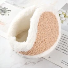 SASA CABOLY Conjunto De Invierno Para Mujer: Orejeras Cálidas Y Guantes De Felpa En Forma De Corazón Adecuados Como Complemento Simple Para Uso Diario