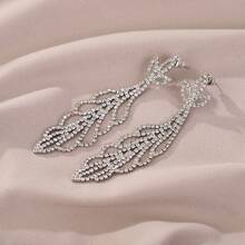 1個不鏽鋼葉子設計流蘇耳環,配有閃亮的鑽石吊墜-8.8厘米長的時尚優雅耳夾,適合婚禮、假期和旅行,尤其適合女性