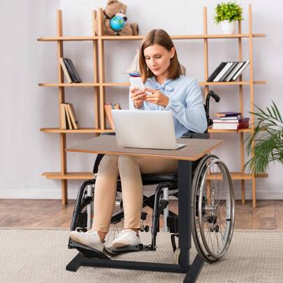 Desks & Workstations