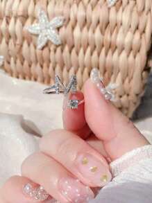 1入組精美優雅立體氧化鋯字母戒指，開口可調式女性女孩紀念基本戒指母親節，聖誕節禮物 - 銀色 - 查看 5