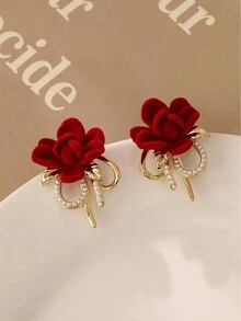 1 對鋅合金歐美風格優雅人造珍珠和毛絨花朵耳釘,適合女士日常佩戴 - 彩色 - 查看 3