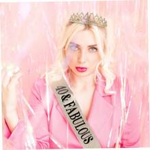 2 件/套黄金岁数 30 岁 40 岁 50 岁 60 岁 70 岁 80 岁 1 件水钻水晶皇冠 +1 件披肩头饰生日周年装饰生日快乐缎带派对用品发带发刷生日女王女士发刷发带，圣诞节