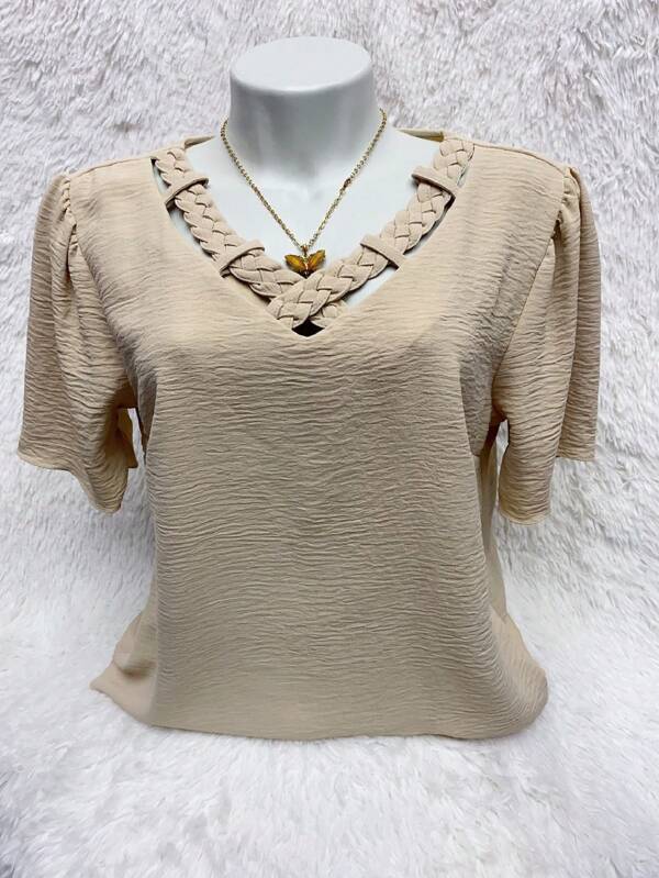 Modelo: blusa de manga curta com trança na frente : Tamanho : M,G,GG