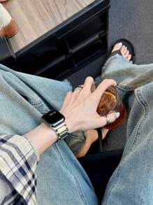 1pc Unisex Stainless Steel Matte 3-Prong Watch Band Strap Fits 38/40/41/44/45/49/42/46mm For Apple Watch S11/SE3/Ultra3/Ultra/SE/SE2/10/9/8/7/6/5/4/3/2/1