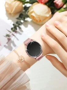 2 in 1 Uhrenarmband + Uhrengehäuse Kombinations-Set kompatibel mit Samsung Galaxy Watch 4 5 6 7 40/44 mm Uhrenarmband Gehäuse, Lässig Business Milanaise-Stil Edelstahl geflochtene Schleife magnetisches Uhrenarmband und glänzender diamantbesetzter kratzfester und stoßfester PC und gehärteter Glas Displayschutz integriertes Uhrengehäuse kompatibel mit Samsung Galaxy Watch 40/44 mm Uhrenarmband Gehäuse, modisch und leicht zu tragen für Frauen