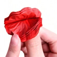 500片紅色無紡布製玫瑰花瓣人造花,適用於婚禮、情人節、派對、求婚、家居裝飾,尺寸5*5cm