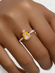 1個時尚個性化銅和鋯石鑲嵌七星瓢蟲橘黑油墜調節戒指,適合女性日常穿著、派對或節日