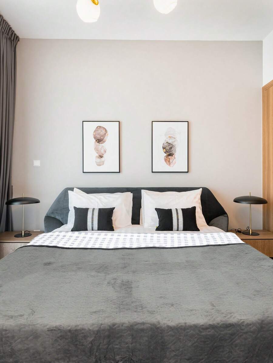Double Bedspread Quilt With Brief, Straight Edge 2.00x2.30 - Grey - View 1