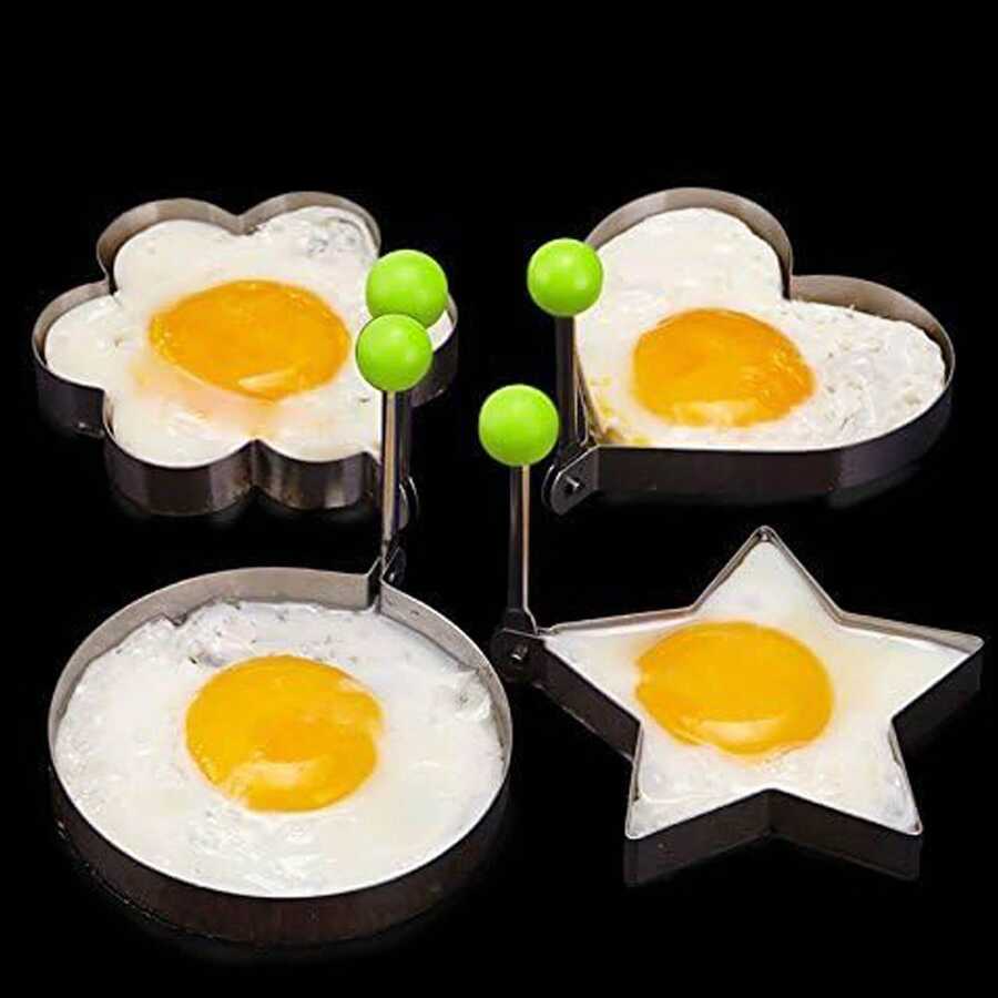 4入組不銹鋼煎蛋模具套裝,包含心形煎餅模具和煎蛋圈模具,適用於烹飪