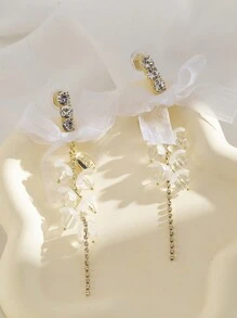 1pair White Ribbon Bow & Jewel Clip-on Earrings, Fashionable Design Suitable For Girls Without Pierced Ears - White - View 3
