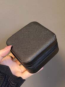 1pc耳环手链首饰盒简约迷你方形耳钉收纳盒防尘分层便携式拉链首饰收纳盒黑色旅行女珠宝绒布首饰盒