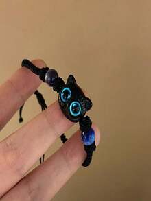 一款獨特、時尚且可愛的黑色小貓怪物情侶編織手鏈。適用於萬聖節/派對做給朋友或摯友的驚喜禮物