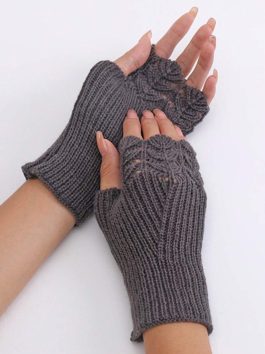 1pair Women's Short Fish Scale Pattern Knitted Wool Gloves, Fashionable Warm Arm Warmer, Fingerless & Thumb Hole Design, Gray Color, For Autumn And Winter