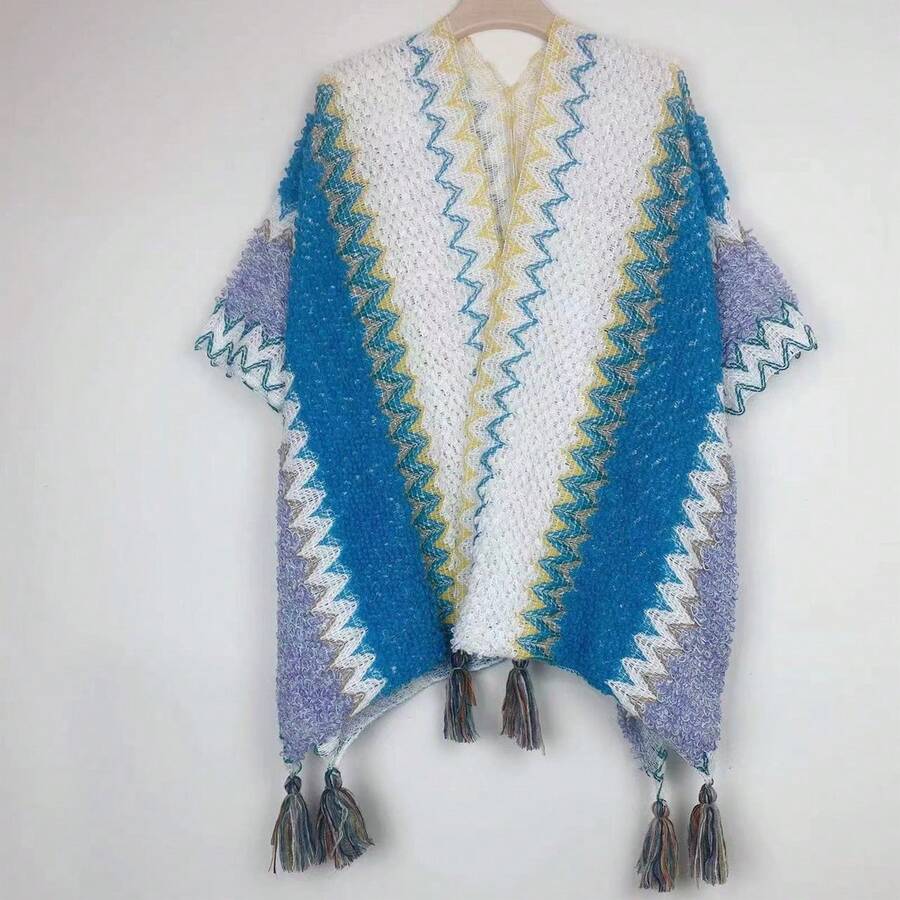 1 件女式復古針織披肩斗篷搭配流蘇飾邊圍巾,適合度假服裝