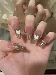 24 件长款棺材金色法式和 3D 心形链条设计全覆盖假指甲套装，包含 1 件果冻胶和 1 件指甲锉，适合女士和女孩日常佩戴，让您魅力四射 - 彩色 - 查看 2