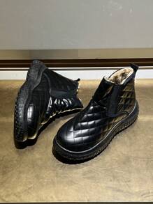 新款冬季女士保暖休闲弹力一脚蹬短靴，保暖内衬和厚橡胶鞋底