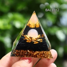 1pc, Natural Crystal, Pyramid Healing Crystal, Energy Reiki Chakra Meditation, Lucky Gather Wealth Stone, Room Decor, Home Decor, Table Decor, Holiday Decor